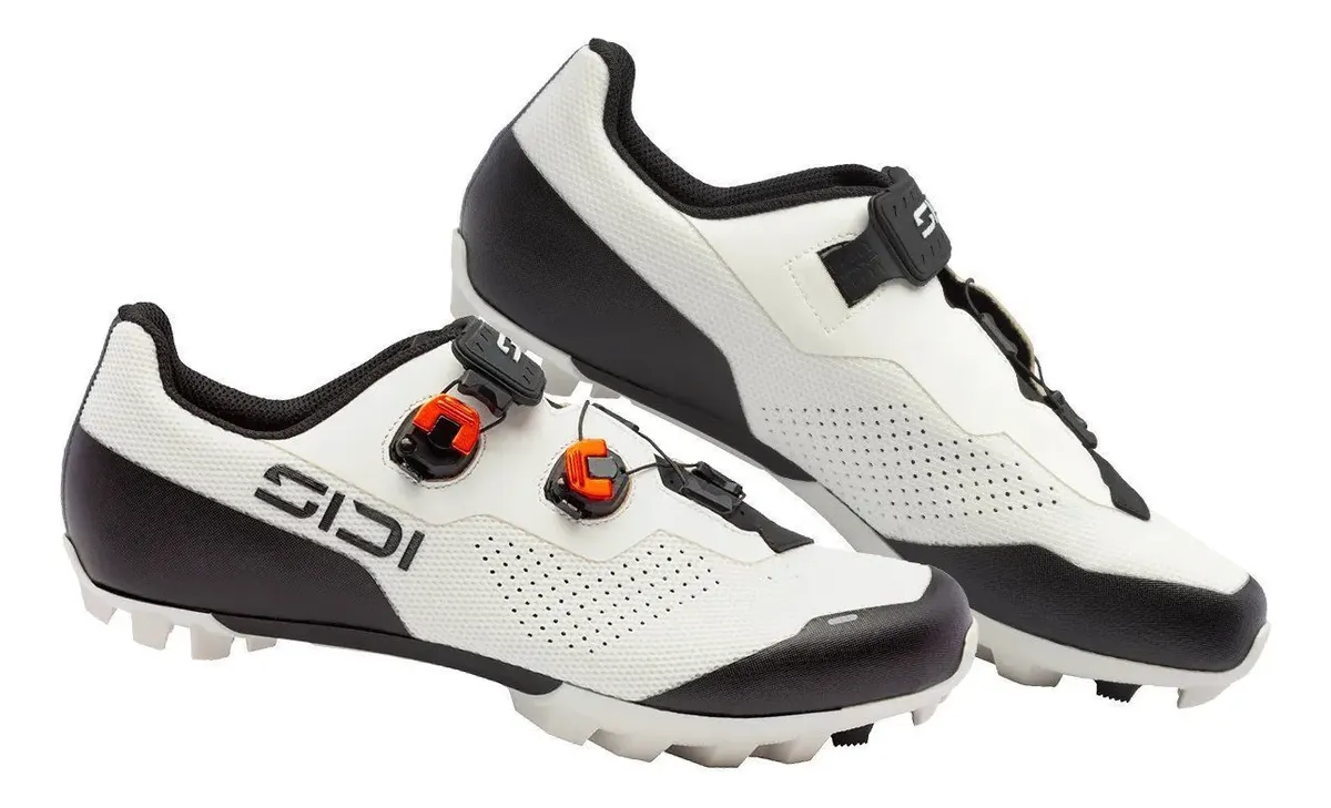 Sidi Dominator X Carbon 2026: A Sapatilha Definitiva para Elevada Performance no Ciclismo?